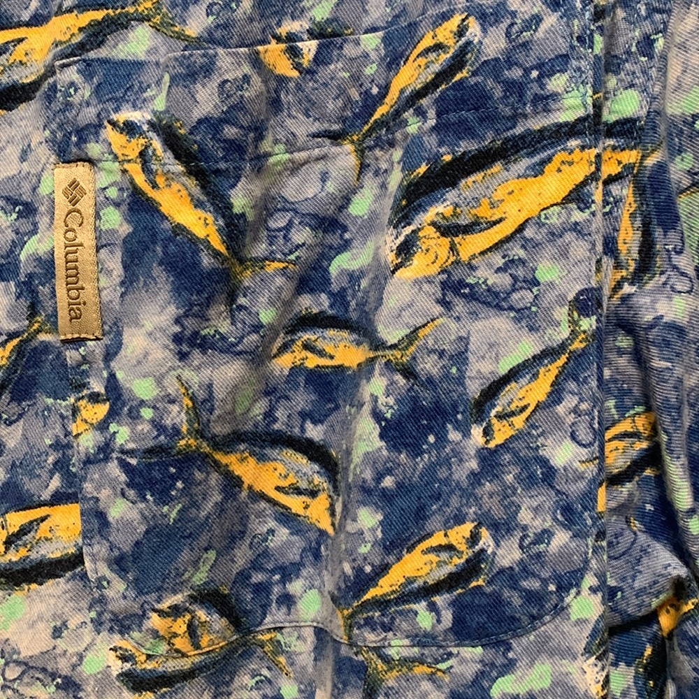 Men’s Columbia, Blue medium, SS button front shirt, preowned very good condition - Picture 3 of 13